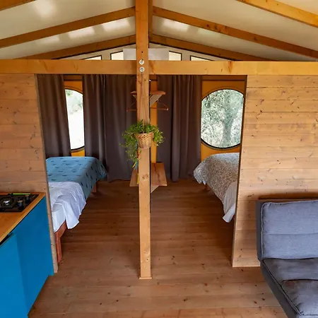 Glamping Stregaia Luxe tent *