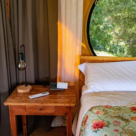 Glamping Stregaia Luxe tent Massa Marittima