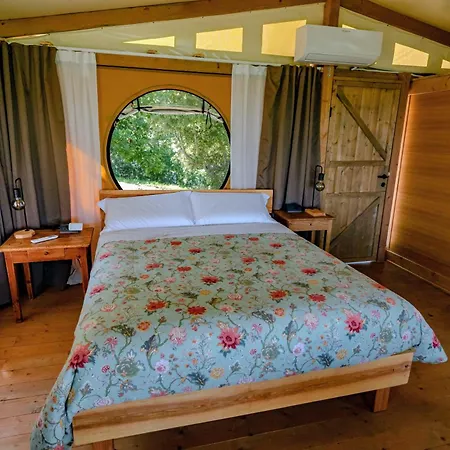 Glamping Stregaia Luxury tent