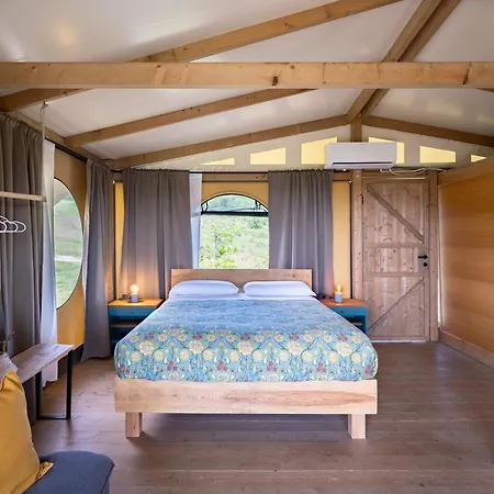 Glamping Stregaia Luxussátor *